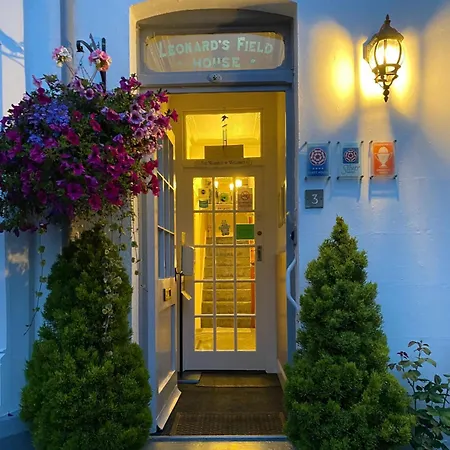 Leonards Field Guest house